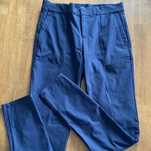 Athleta Wander Stash